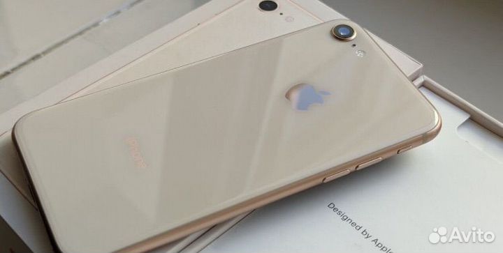 iPhone 8, 64 ГБ