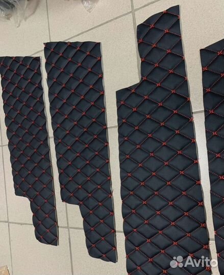 Вставки из эко кожи в дверные карты лада приора