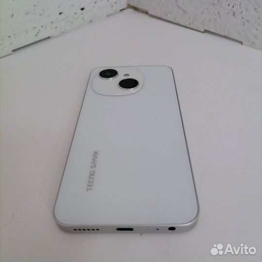 TECNO Spark Go 1, 4/64 ГБ