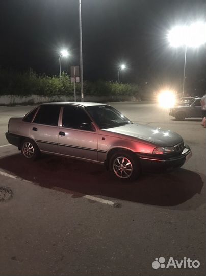 Водитель с личным легковым автомобилем