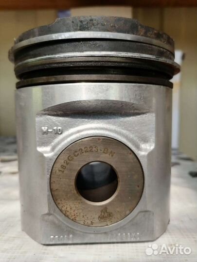 Поршня Рено Магнум 440 mack