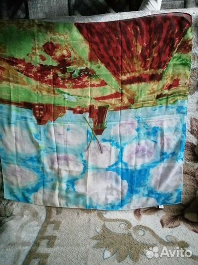 Женские шарфы и платки