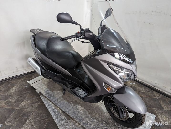 Скутер Suzuki Burgman 200