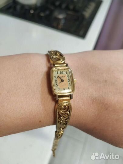 Часы женские Чайка. Скань