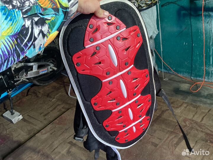 Мото защита спины Vega