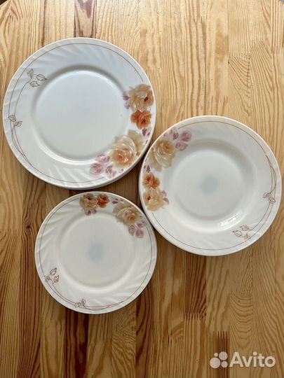 Набор тарелок