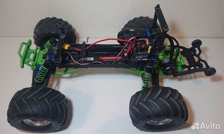 Радиоуправляемая модель traxxas grave digger 1/10
