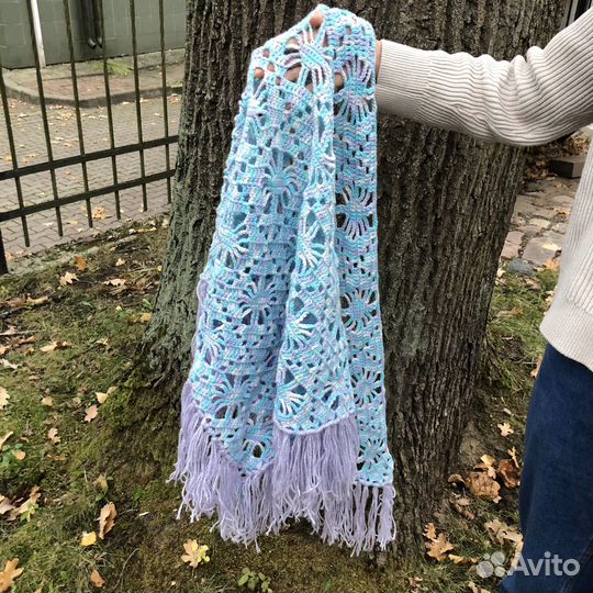 Платок вязанный