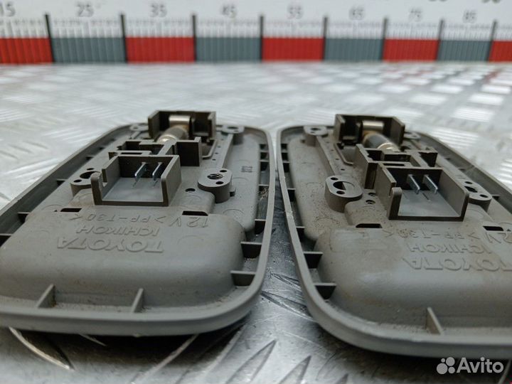 Фонарь салона (плафон) Toyota RAV4 2 (XA20) 2003