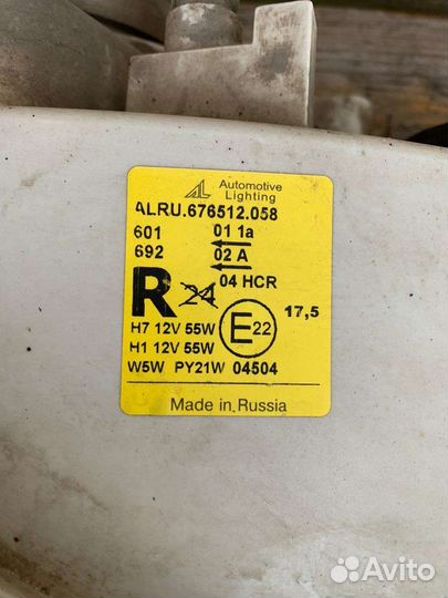 Фары волга 31105