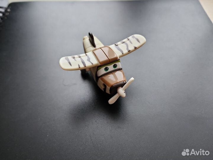 Самолет супер крылья