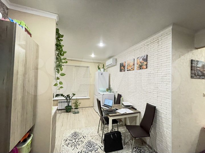 2-к. квартира, 55 м², 1/3 эт.