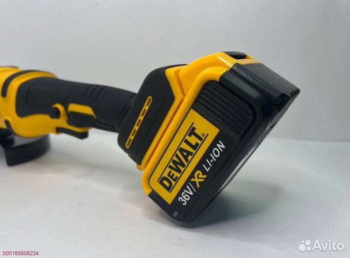 Аккумуляторная болгарка DeWalt