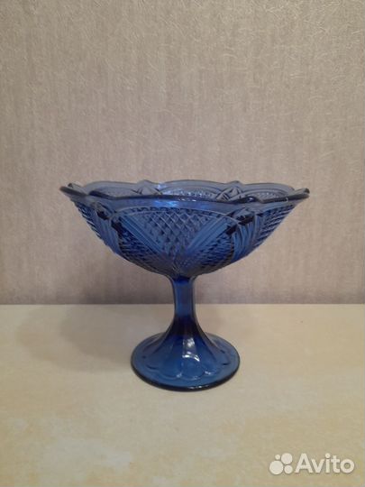 Ваза конфетница цветное стекло