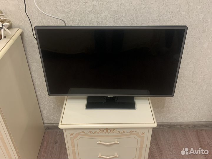 Телевизор Shivaki STV-32Led14
