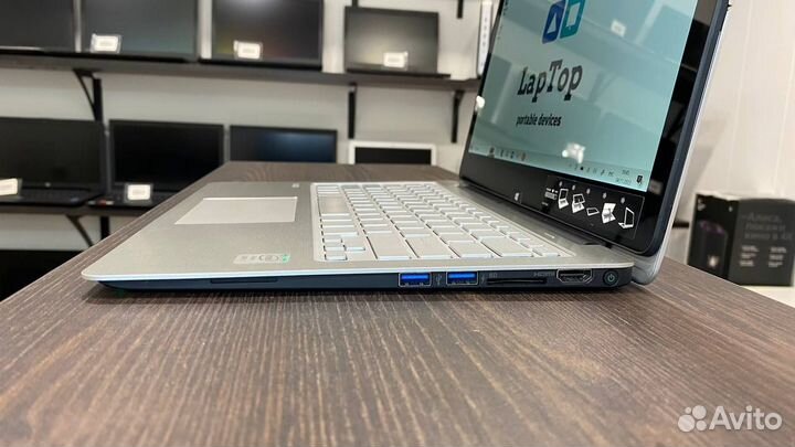 Ноутбук Sony Vaio svp13 на core i7 - 8Gb озу - 256