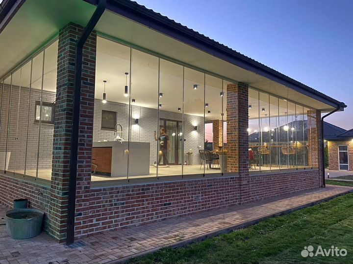 Витражное остекление/Безрамное остекление