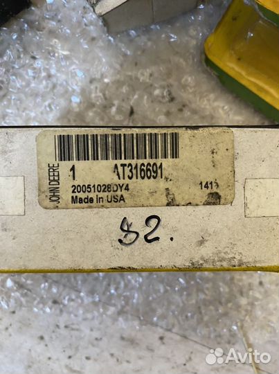 Джон Дир Клапан AT316691 грейдер 672G John Deere