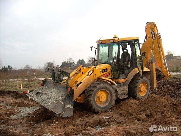 Услуги экскаватора-погрузчика