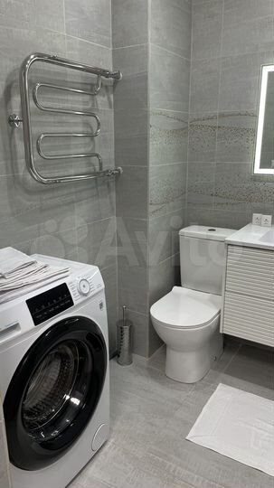 3-к. квартира, 70 м², 1/2 эт.
