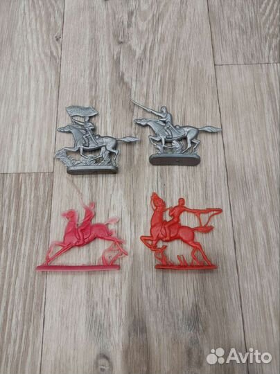 Игрушки СССР солдатики