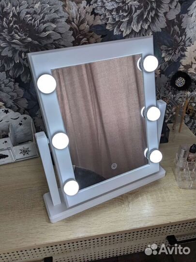 Зеркало гримёрное настольное с подсветкой