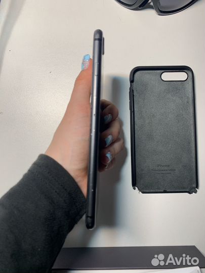 Телефон iPhone 8 plus