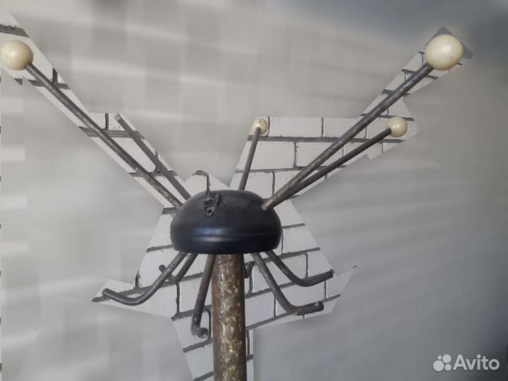 Старинная вешалка напольная