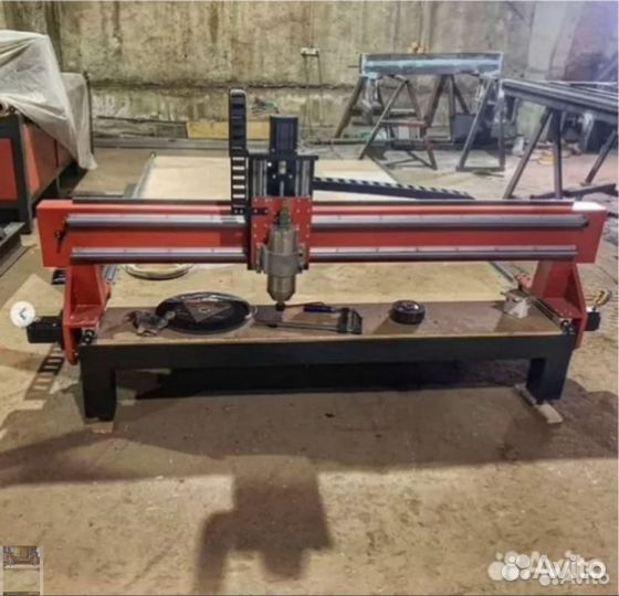 Фрезерный станок по дереву с завода