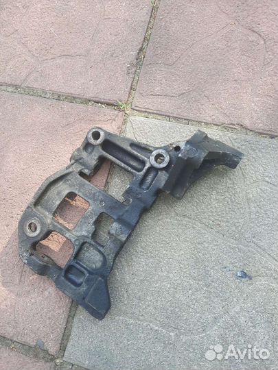 Кронштейн крепления компрессора кондиционера