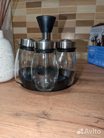 Набор для специй на подставке из нержавеющей стали