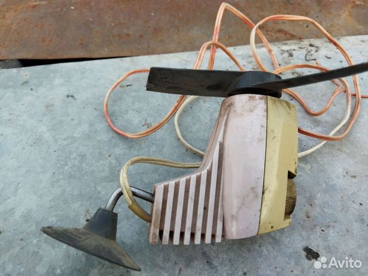 Вентилятор на присоске