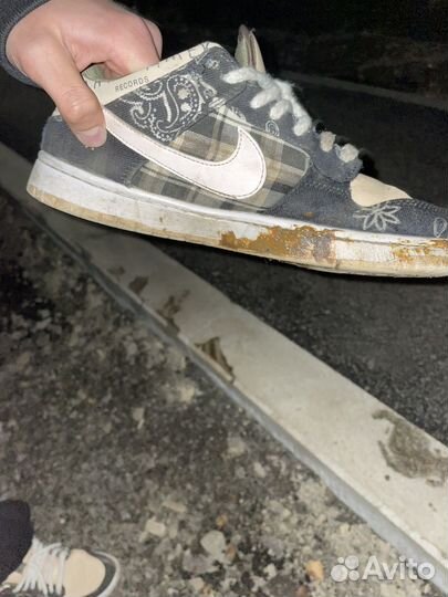 Travis Scott x Nike SB Dunk Low Limited eddition