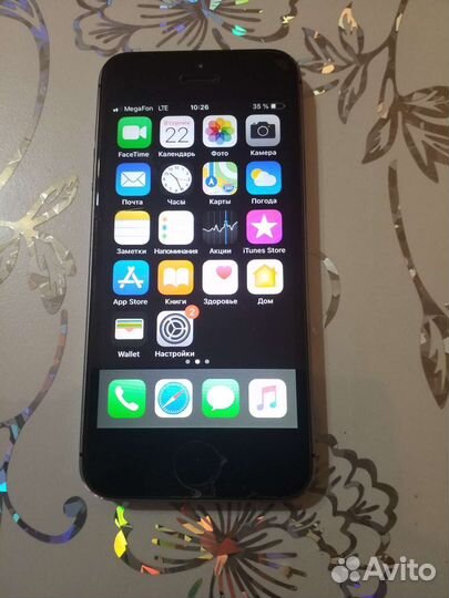 Телефон iPhone 5s 64gb
