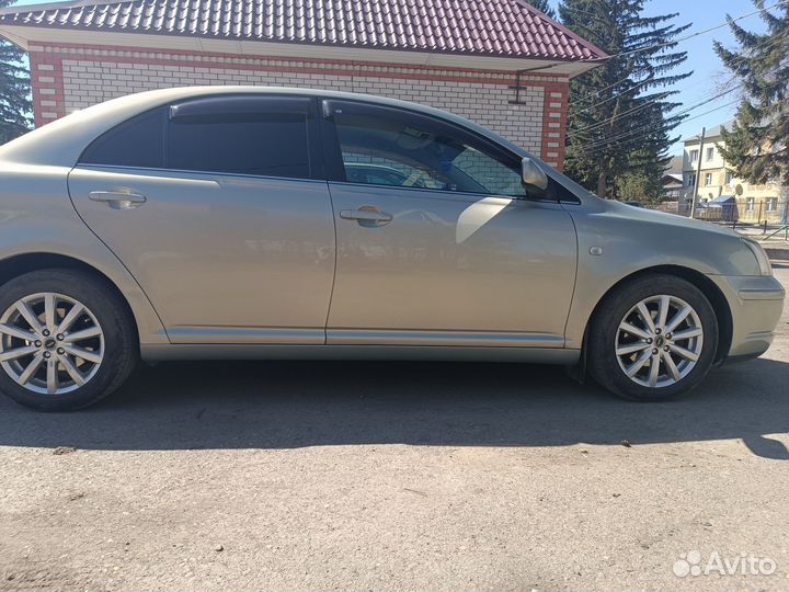 Toyota Avensis 1.8 МТ, 2006, 260 000 км