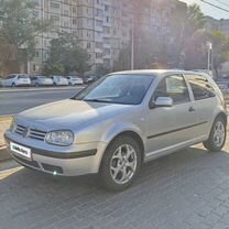 Volkswagen Golf 1.6 AT, 2002, 260 233 км, с пробегом, цена 370 000 руб.