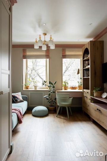 Рабочая зона вдоль окна