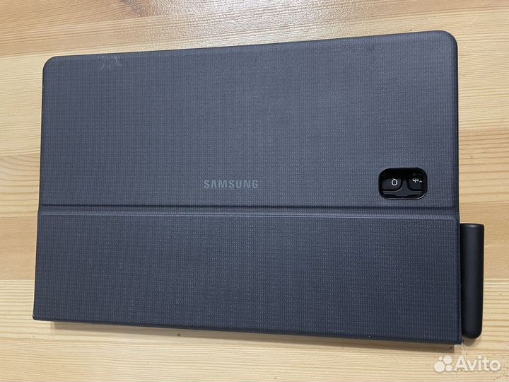 Чехол клавиатура Galaxy Tab S4