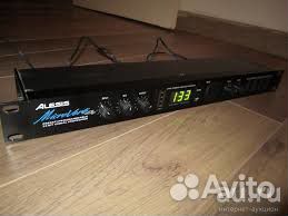 Microverb 4 alesis Процессор эффектов