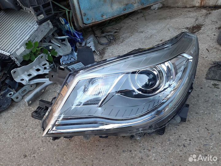 Фара левая Хавал H9