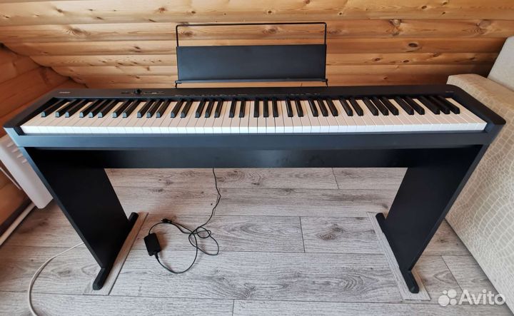 Электронное пианино casio со стойкой