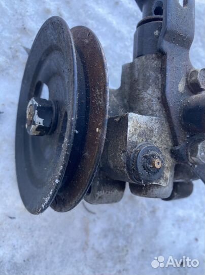 Насос гур Kia Rio 2 2005-2111 (б/у)