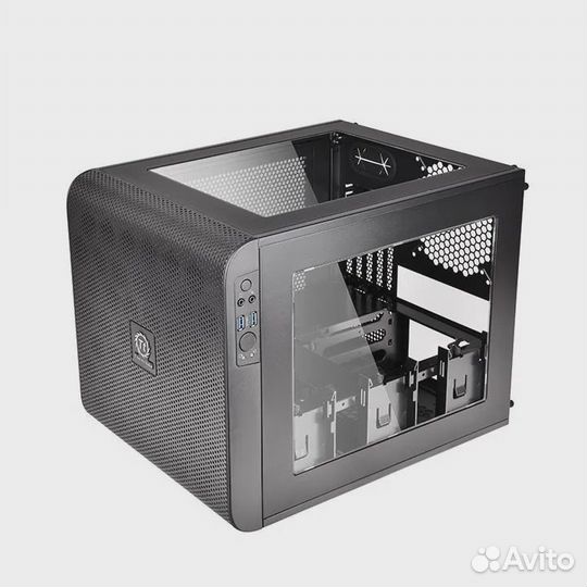 Компьютерный корпус Thermaltake Core V21