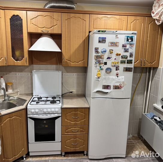 Кухонный гарнитур б/у