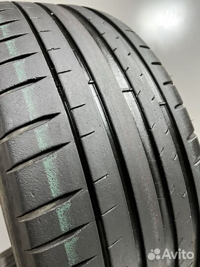 Michelin Pilot Sport 4 235/45 R18