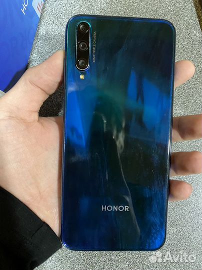 Телефон honor 30i
