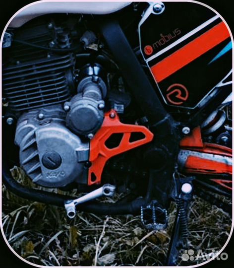 Крышка ведущей звезды 172 и 174 мотор Отом