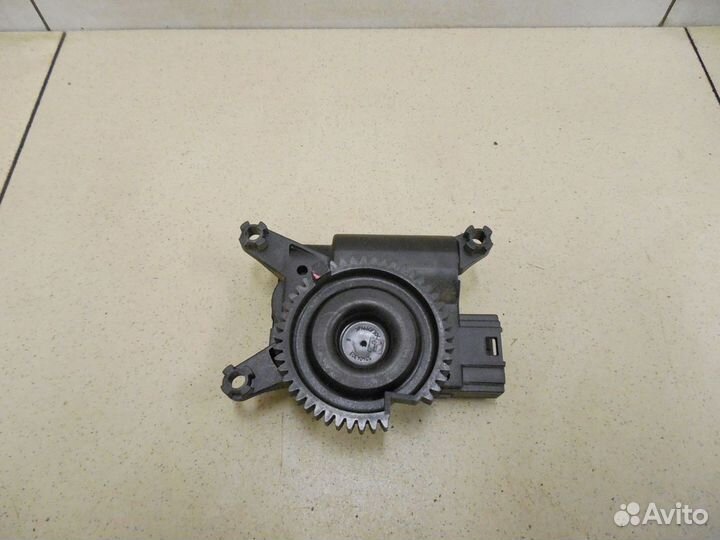 Моторчик заслонки отопителя Astra H / Family 2004