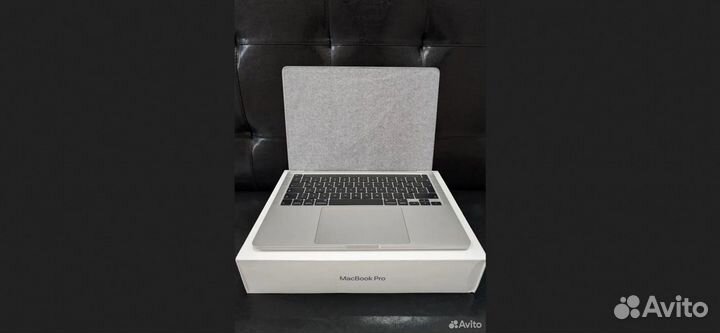 MacBook Pro 13 (i5 2 ггц) (2020) 16/512гб MDM Silv