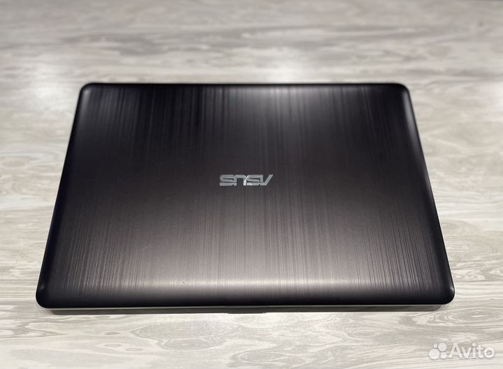 Ноутбук asus X540M